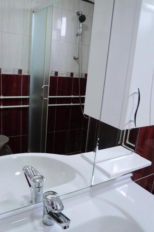 Guest House Lona Golubac Exterior foto